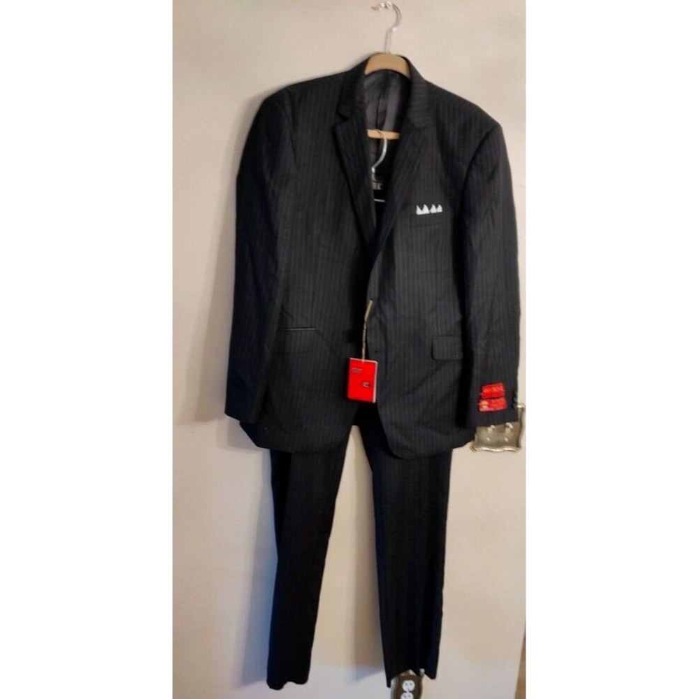 Men's Suit : Mantoni New Black Striped Jacket Sz 44R & Pre owned Pants Sz 38